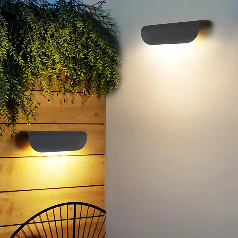 LumiSleek | Moderne waterdichte buitenwandlamp