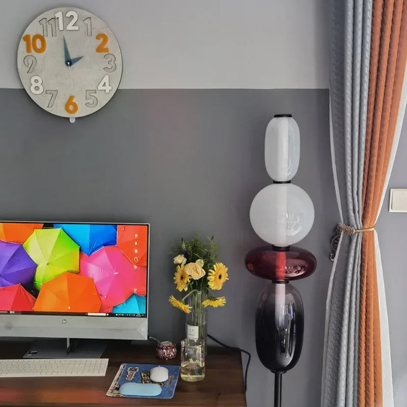 LumièreCandy | Felgekleurde glazen vloerlamp voor een gezellige sfeer