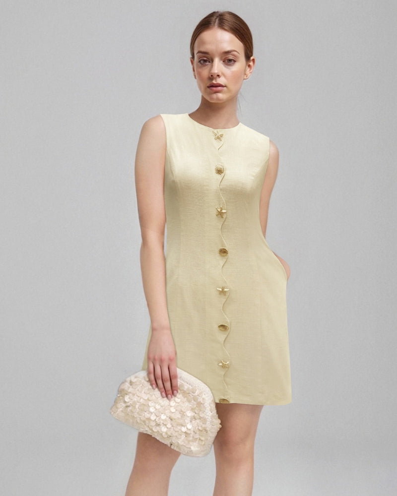 Elegante jurk met sculpturale details